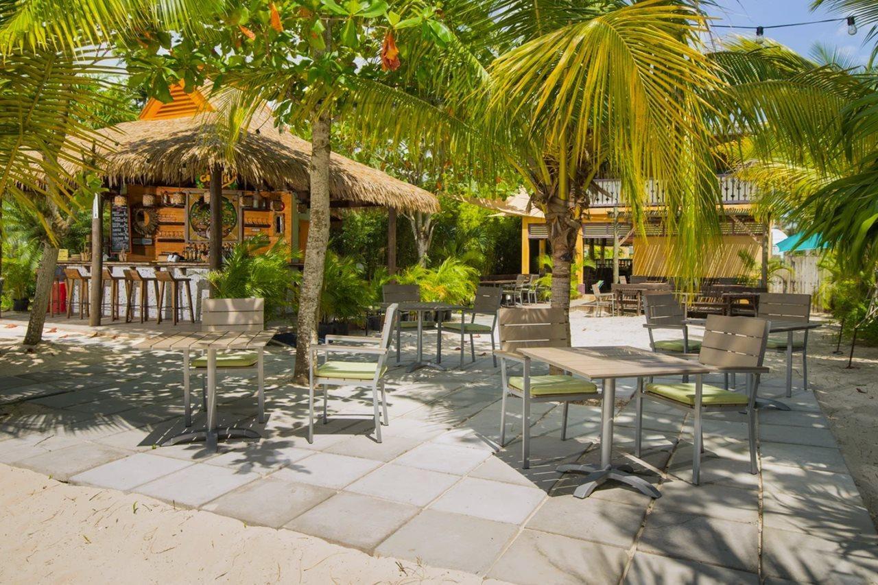Country Country Hotel เนกริล ภายนอก รูปภาพ