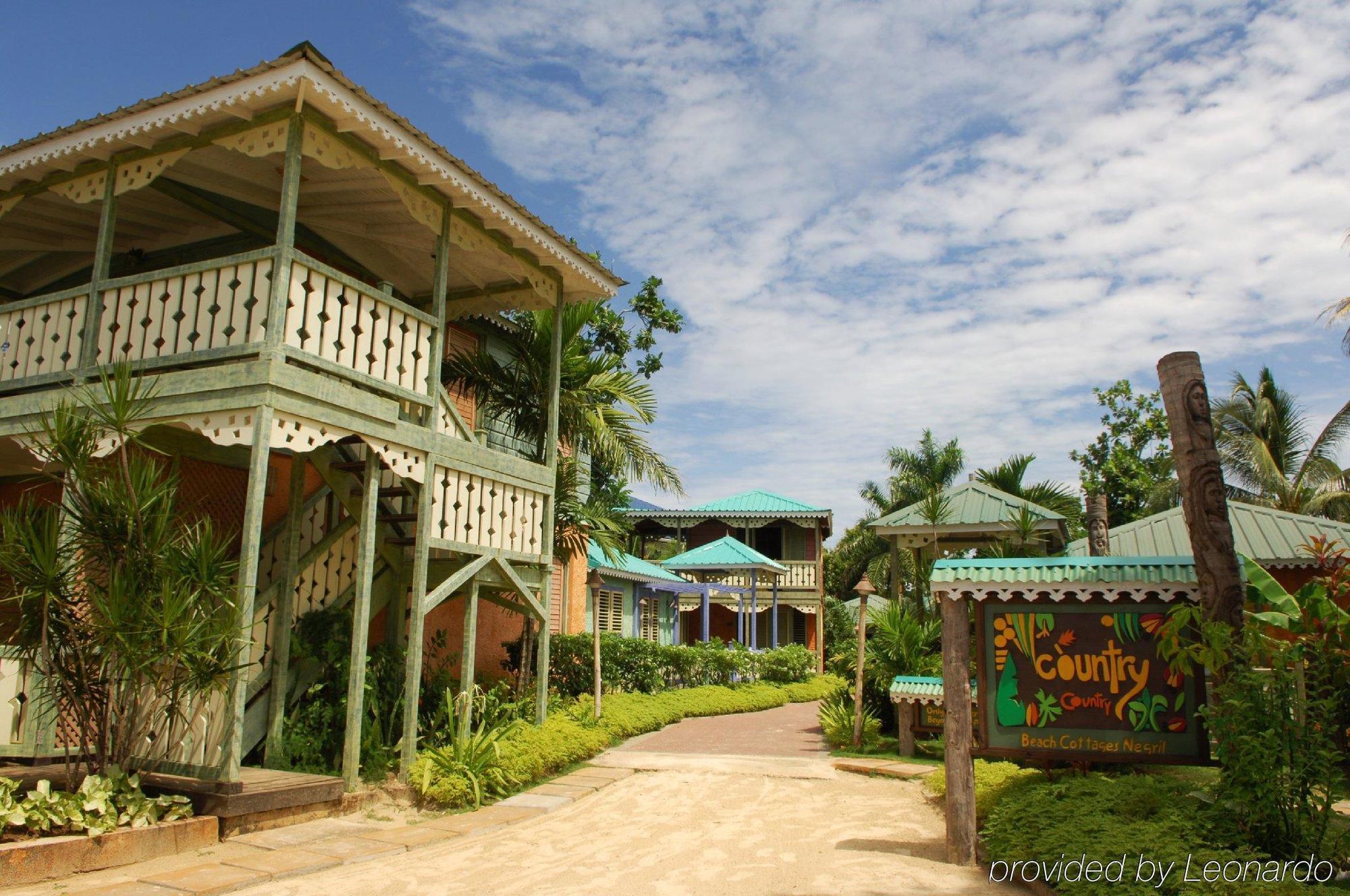 Country Country Hotel เนกริล ภายนอก รูปภาพ